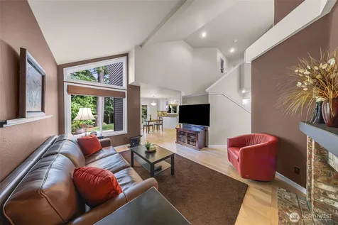 24520 SE 46th Street Sammamish WA 98029