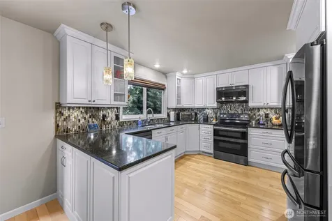 24520 SE 46th Street Sammamish WA 98029