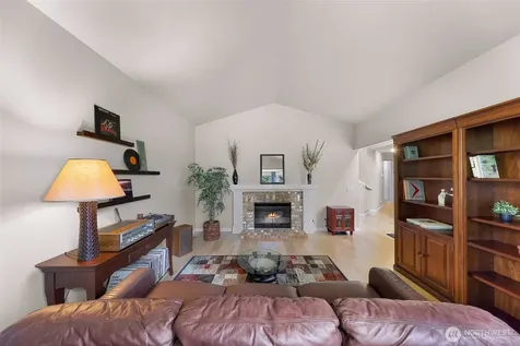 24520 SE 46th Street Sammamish WA 98029