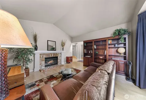24520 SE 46th Street Sammamish WA 98029