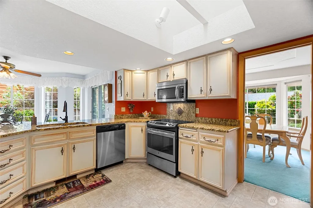 2716 Walnut Loop NW Olympia WA 98502