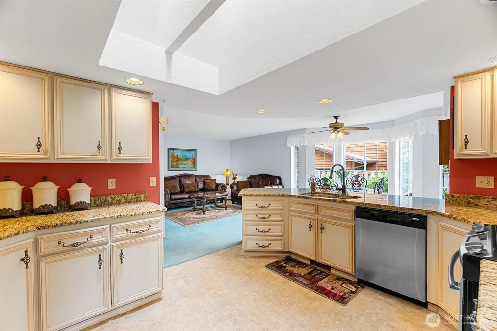 2716 Walnut Loop NW Olympia WA 98502
