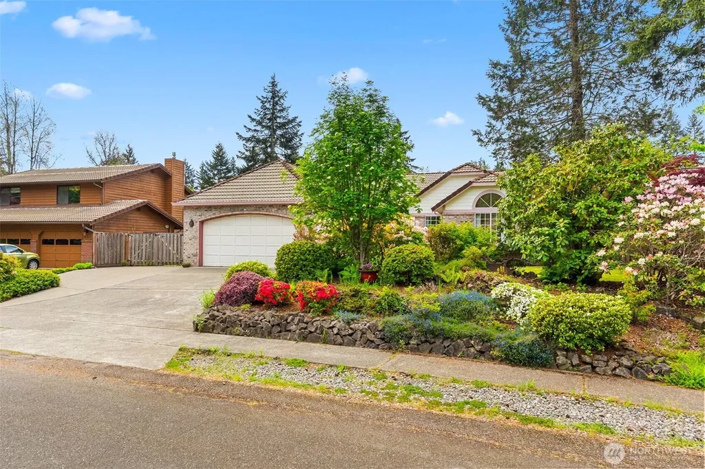 2716 Walnut Loop NW Olympia WA 98502