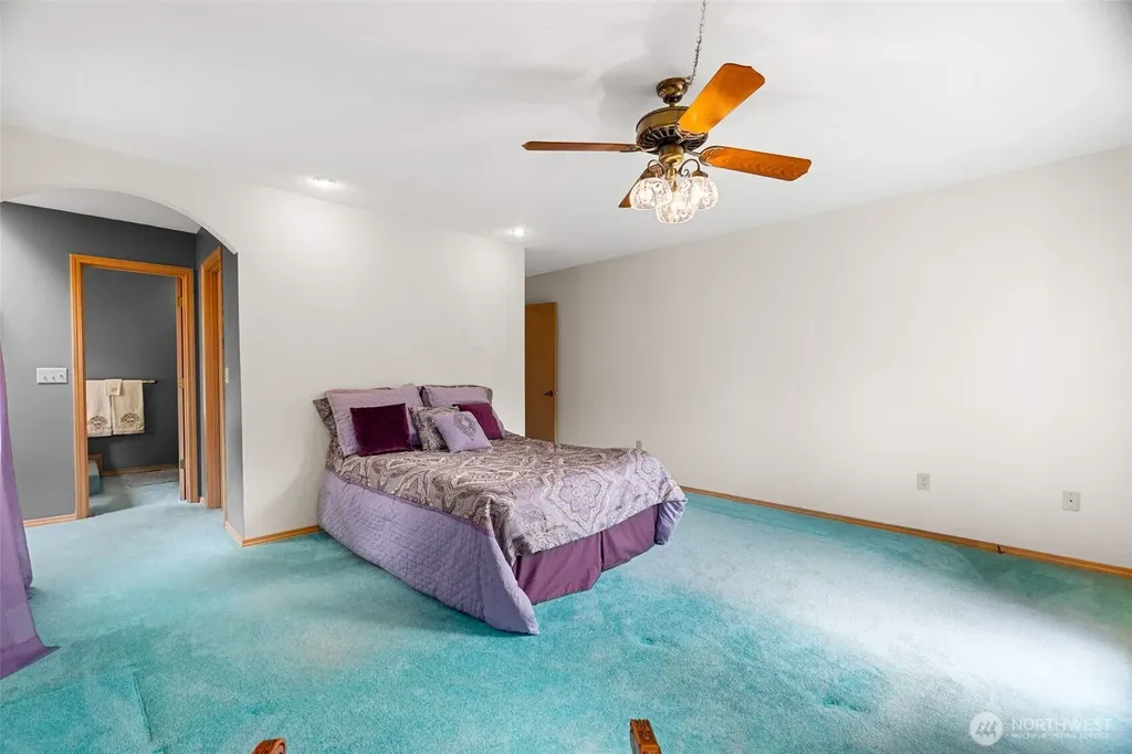 2716 Walnut Loop NW Olympia WA 98502