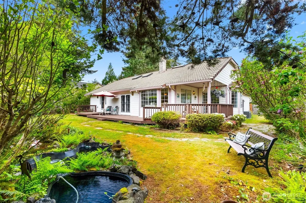 2716 Walnut Loop NW Olympia WA 98502