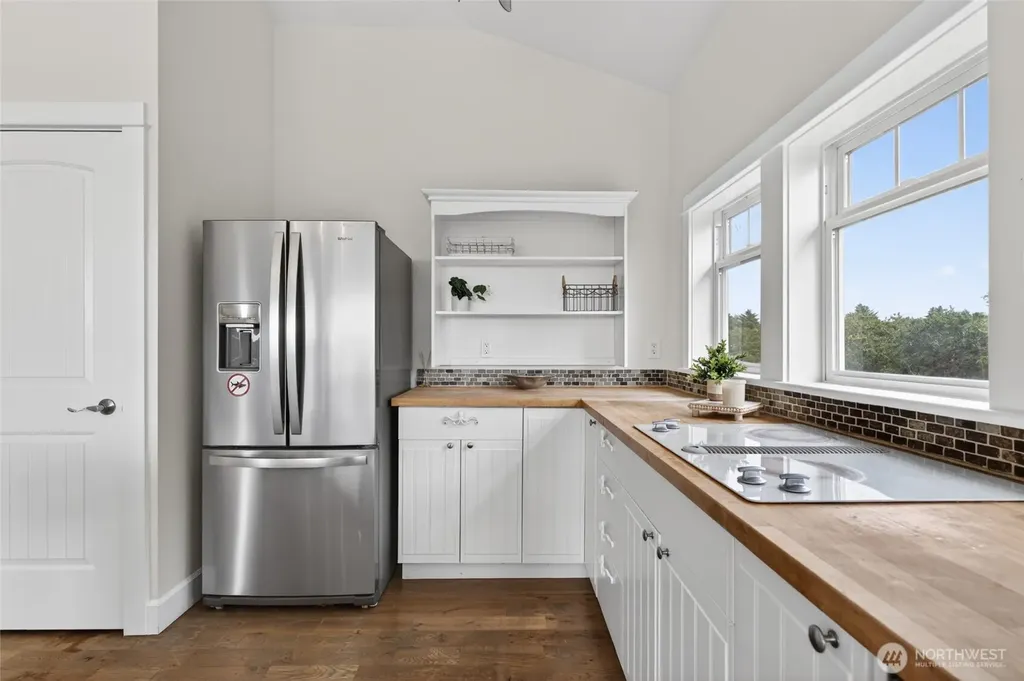 126 Sand Dune Avenue NW Ocean Shores WA 98569