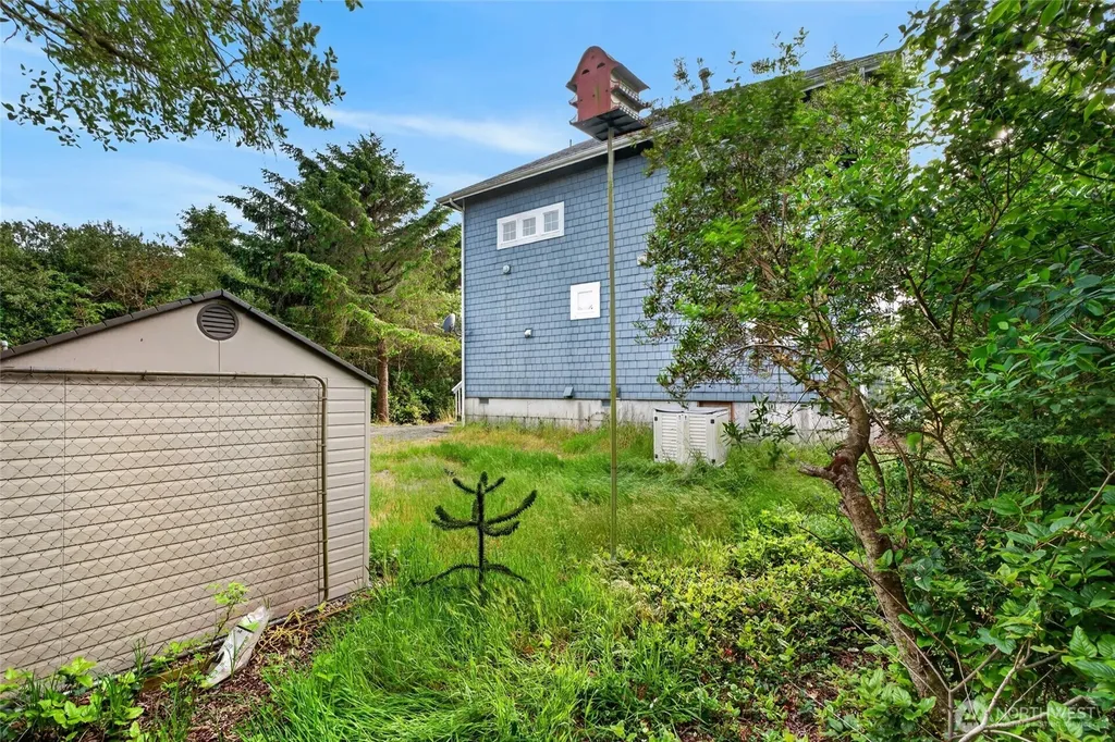 126 Sand Dune Avenue NW Ocean Shores WA 98569