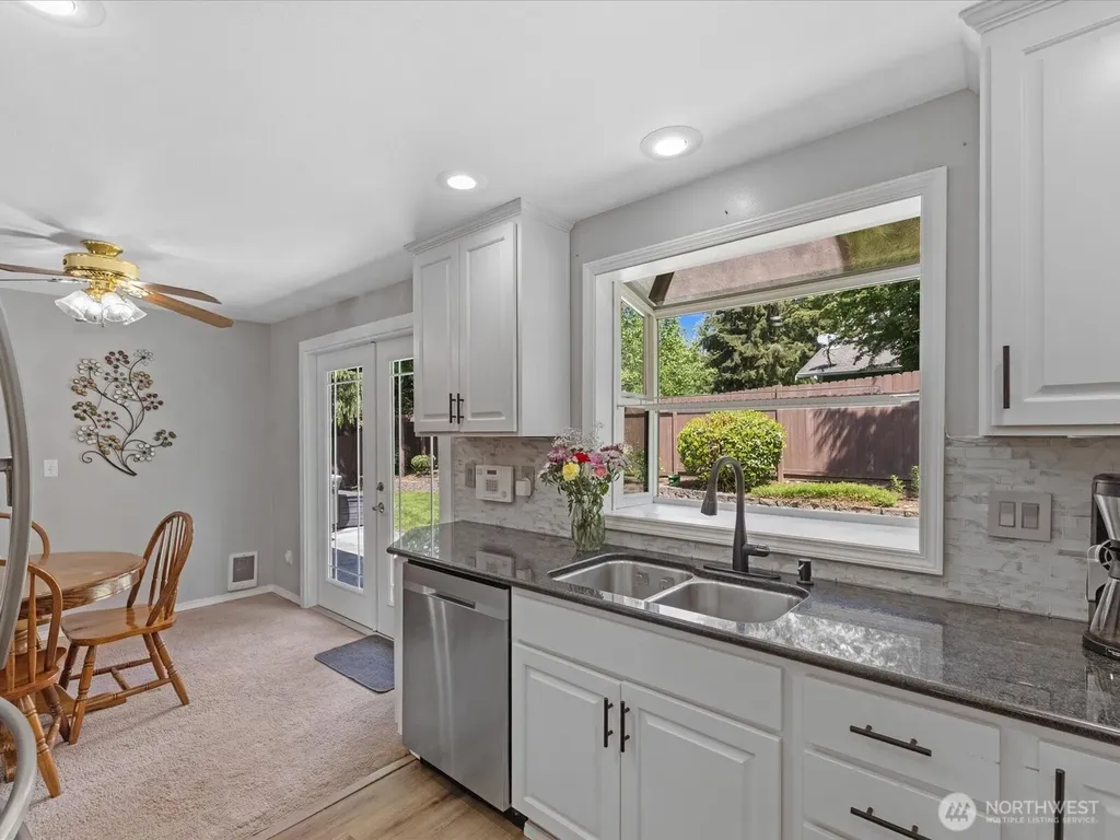 27616 NE 142nd Place Duvall WA 98019