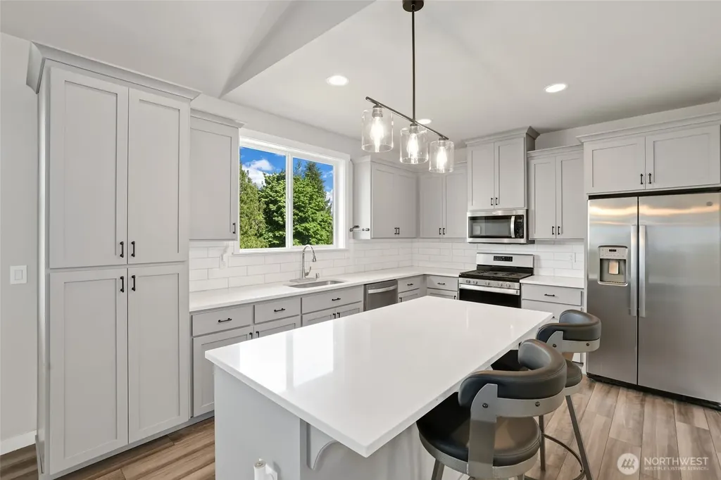 10612 Palisades Street SE Yelm WA 98597