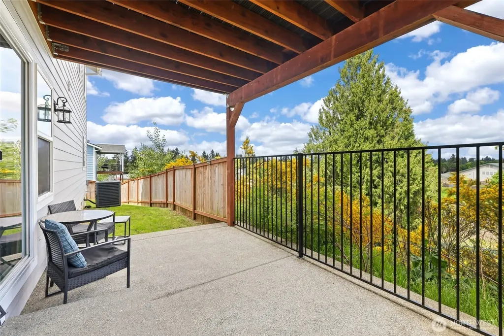 10612 Palisades Street SE Yelm WA 98597