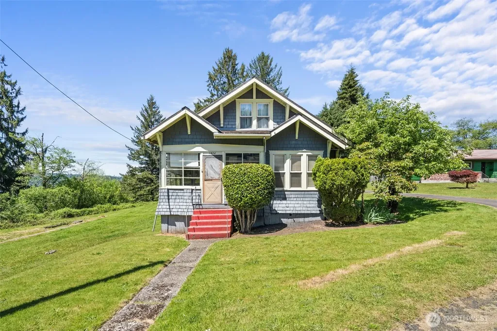 1824 Gerber Street Raymond WA 98577