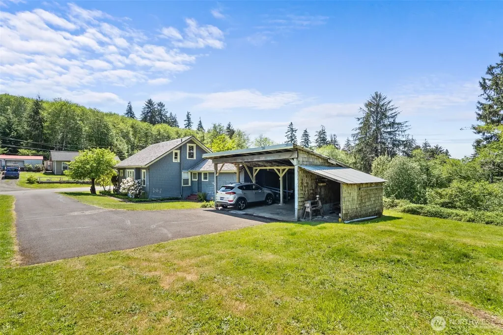 1824 Gerber Street Raymond WA 98577