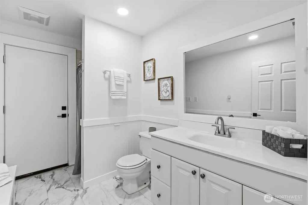 12611 NE 134th Place Kirkland WA 98034