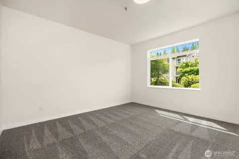 515 241st Lane SE Sammamish WA 98074