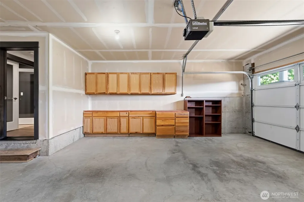 16990 NE 84th Court Redmond WA 98052