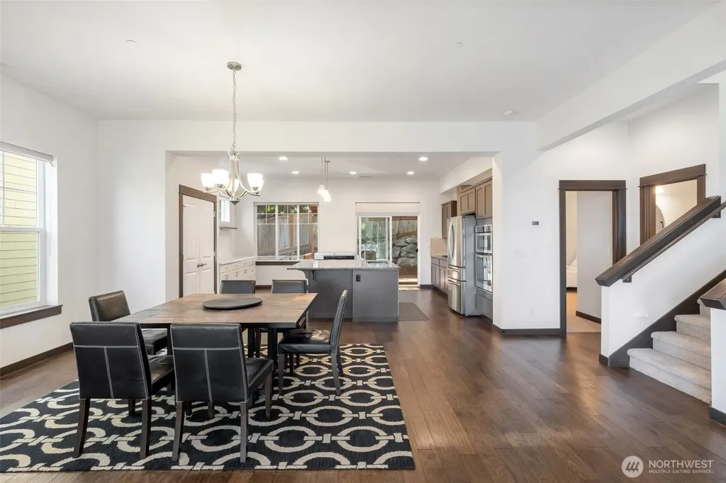 16990 NE 84th Court Redmond WA 98052