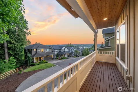 16990 NE 84th Court Redmond WA 98052