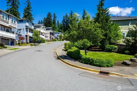 16990 NE 84th Court Redmond WA 98052
