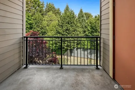 15730 116th Avenue NE Bothell WA 98011