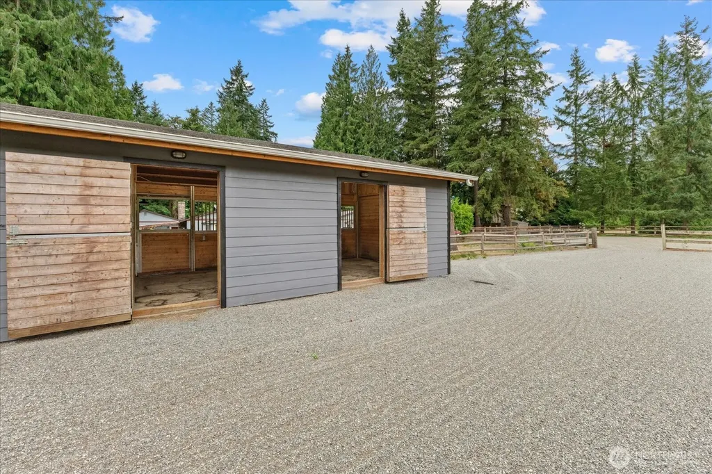 29832 Kent Black Diamond Road SE Kent WA 98042