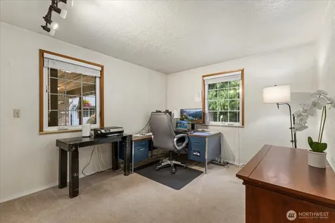 29832 Kent Black Diamond Road SE Kent WA 98042