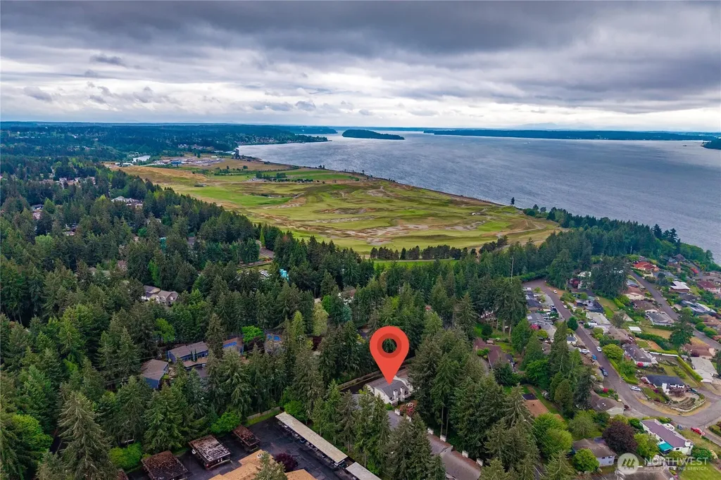 4623 Grandview Dr W University Place WA 98466