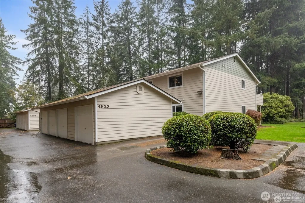 4623 Grandview Dr W University Place WA 98466