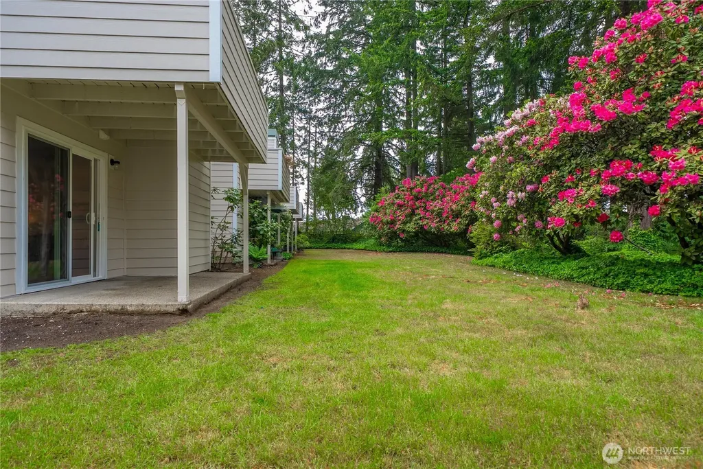4623 Grandview Dr W University Place WA 98466