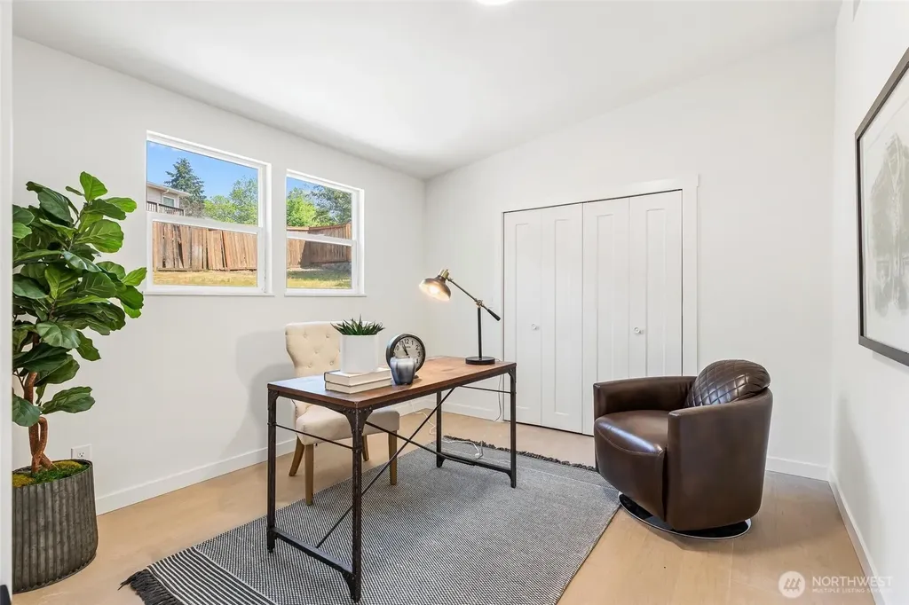640 Ferndale Avenue NE Renton WA 98056
