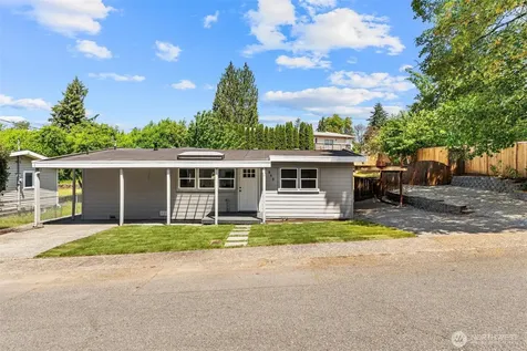 640 Ferndale Avenue NE Renton WA 98056