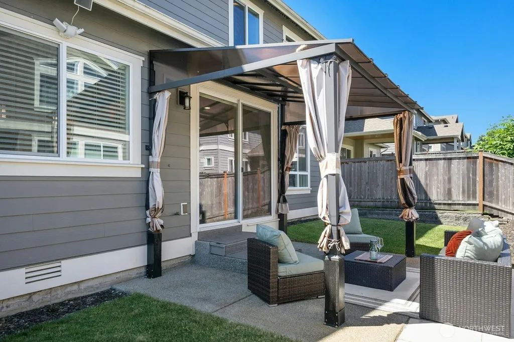 19028 175th Place SE Renton WA 98058