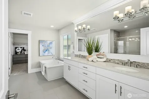 19028 175th Place SE Renton WA 98058
