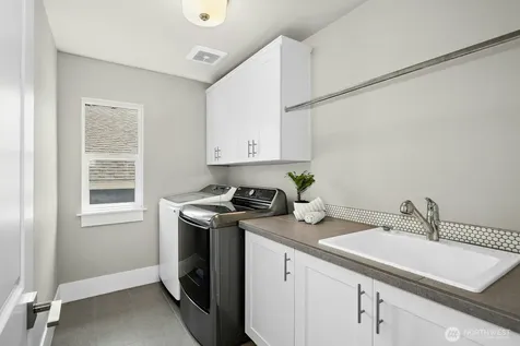 19028 175th Place SE Renton WA 98058
