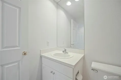 3904 NE 5th Place Renton WA 98056