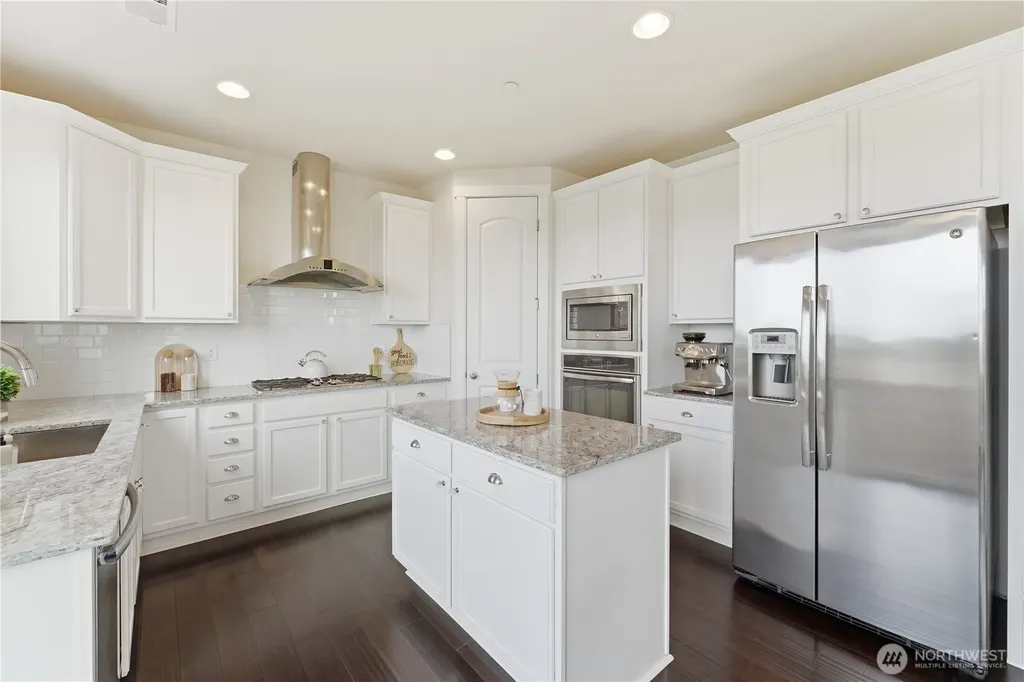 8218 NE 196 Street Kenmore WA 98028