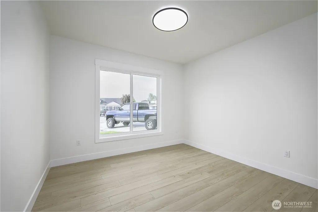 554 N Sparrow Lane Moses Lake WA 98837