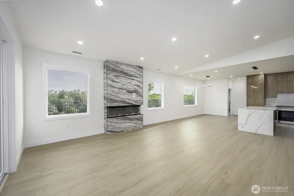 554 N Sparrow Lane Moses Lake WA 98837