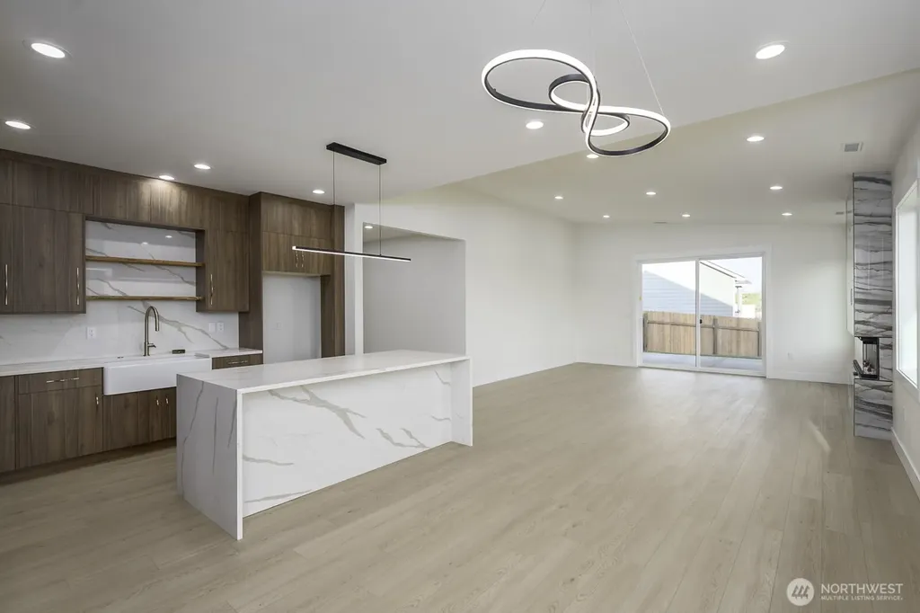 554 N Sparrow Lane Moses Lake WA 98837