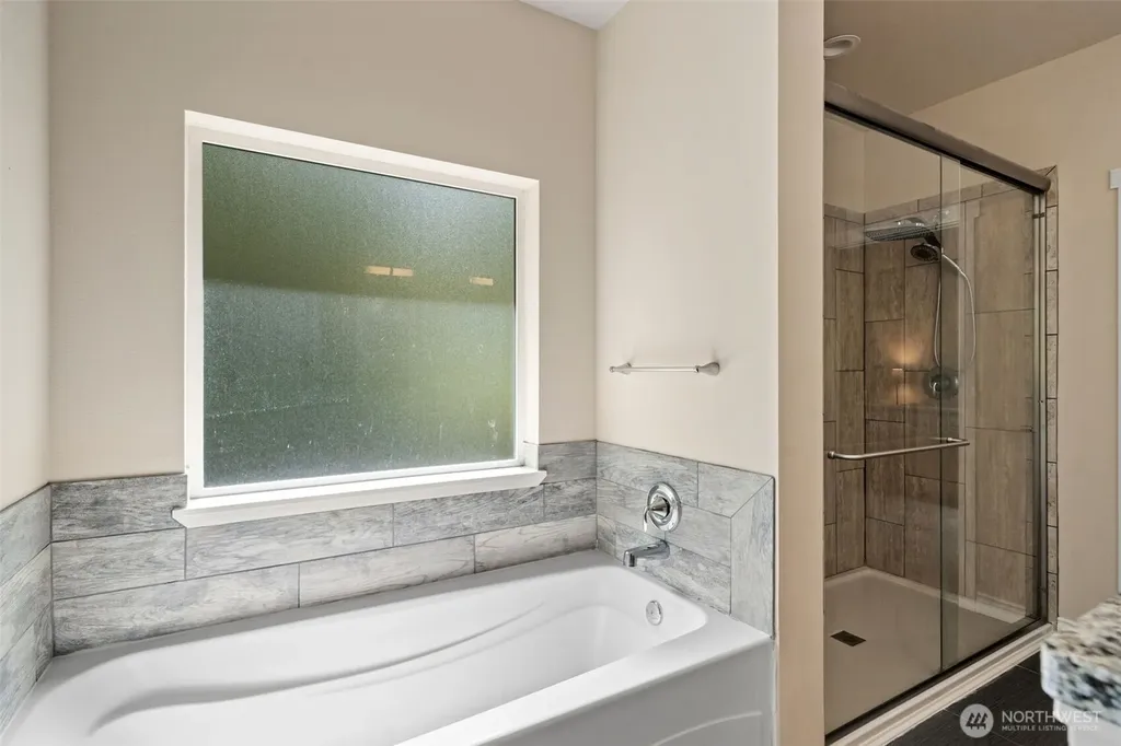 300 E Hillside Drive Belfair WA 98528