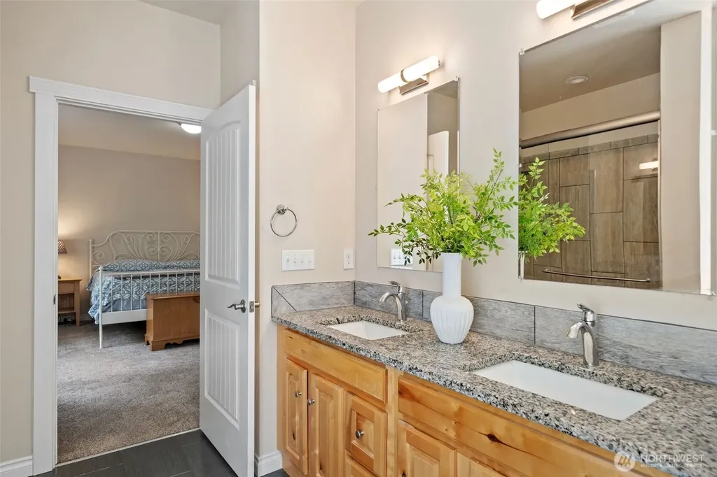 300 E Hillside Drive Belfair WA 98528