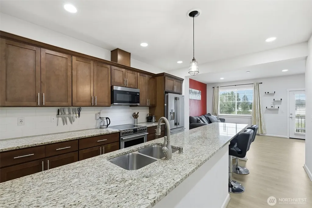 22328 88th Way S Kent WA 98031