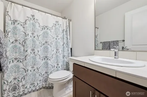 22328 88th Way S Kent WA 98031