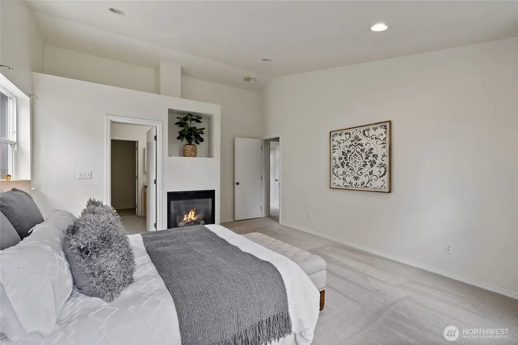 1641 Bayview Drive W Bremerton WA 98312