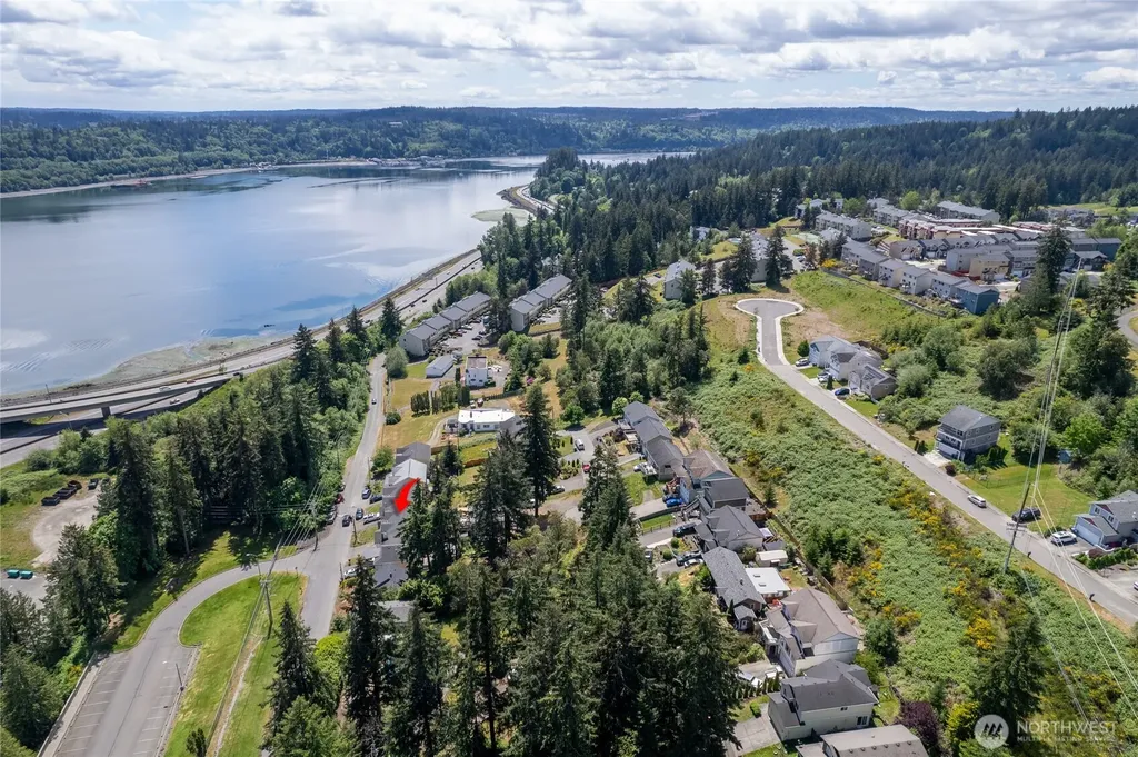 1641 Bayview Drive W Bremerton WA 98312