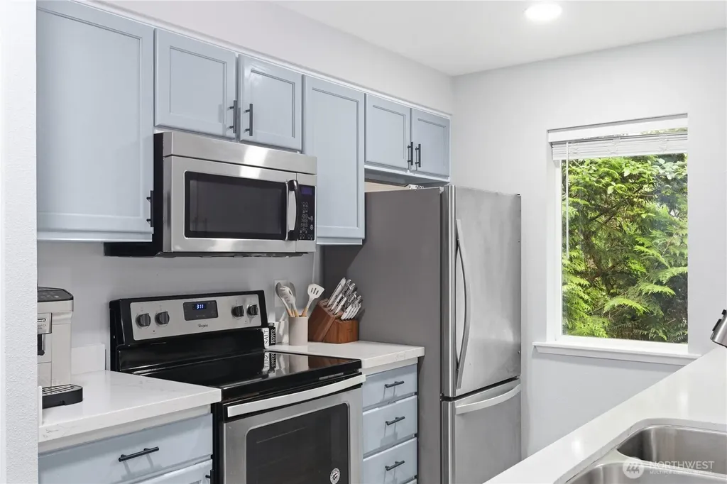 11501 7th Avenue W Everett WA 98204