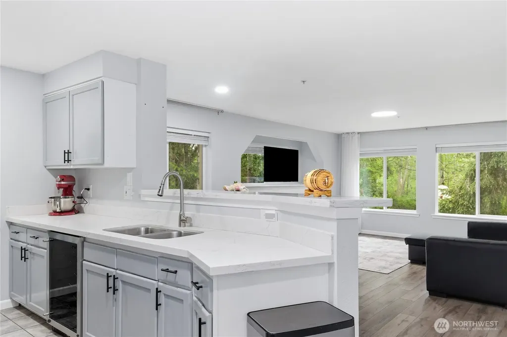 11501 7th Avenue W Everett WA 98204