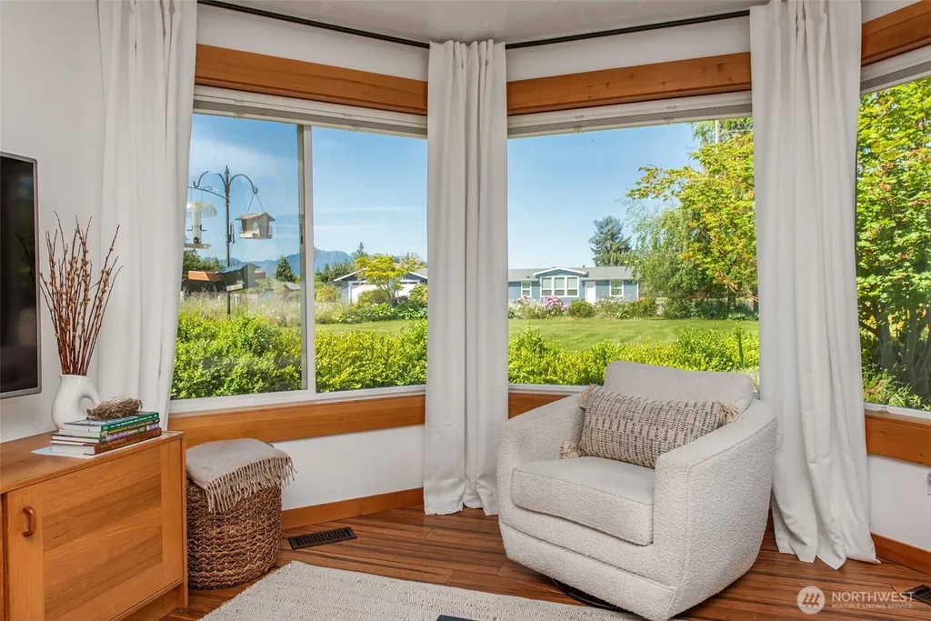 291 Grandview Drive Sequim WA 98382