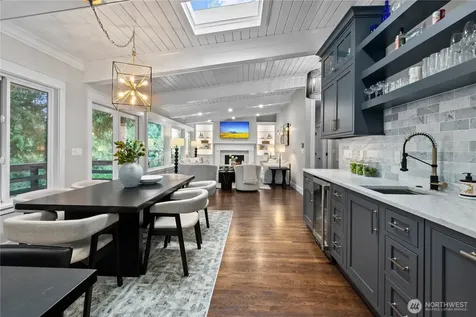 3227 103rd Place NE Bellevue WA 98004