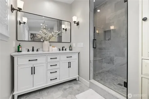 3227 103rd Place NE Bellevue WA 98004