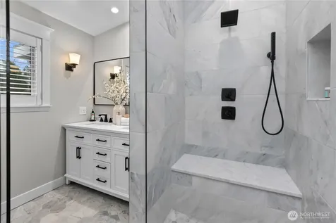 3227 103rd Place NE Bellevue WA 98004